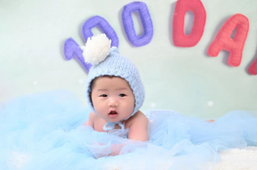 文山2岁宝宝喝酸奶